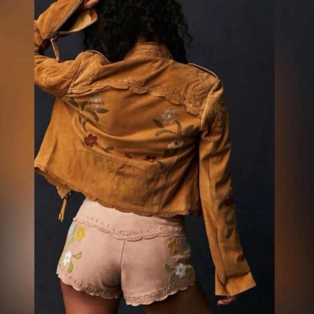 Free People Bali Honeybuzz Suede Shorts - Size 8 - Picture 3 of 8